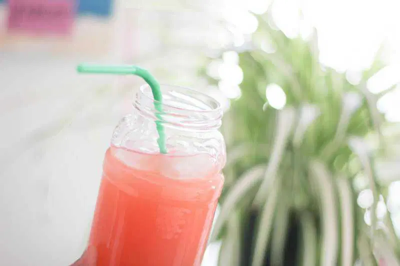 Cold beverage suitable for recovery after a dental procedure